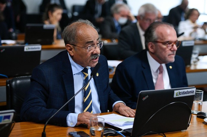 Chico Rodrigues leu relatório favorável à criação do grupo parlamentar - Foto: Edilson Rodrigues/Agência Senado