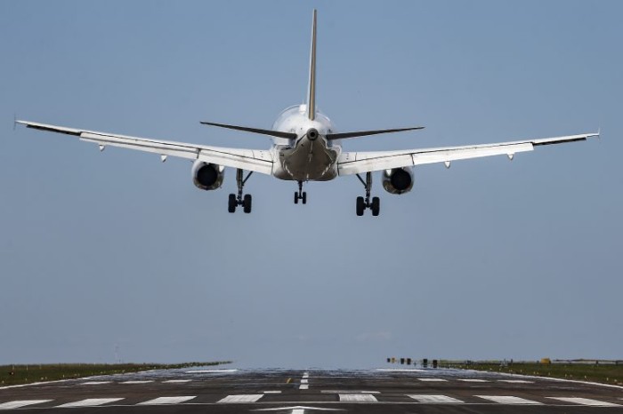 Companhias aéreas deverão reduzir emissões de gases de efeito estufa a partir de 2027 - (Foto: Jonathan Campos/AEN-Paraná)
