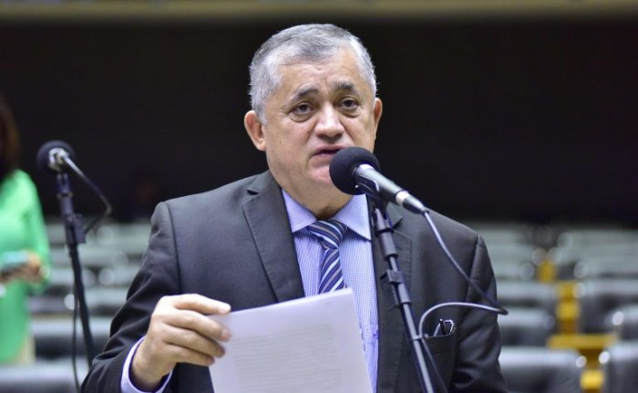 José Guimarães, relator da proposta no Plenário - (Foto: Zeca Ribeiro / Câmara dos Deputados)