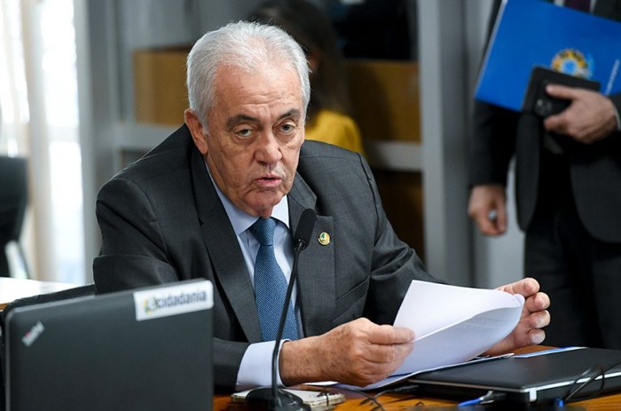 Otto, autor do projeto: procura por renegociação prevista em MP foi pequena porque programa não era abrangente e oferecia poucos incentivos - Foto: Jefferson Rudy/Agência Senado