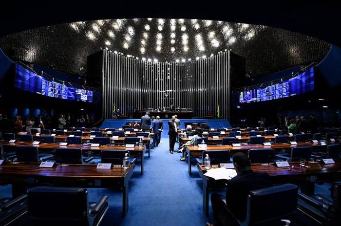 O Plenário do Senado autorizou empréstimos que visam ao desenvolvimento nas esferas federal, estadual e municipal - Foto: Jefferson Rudy/Agência Senado