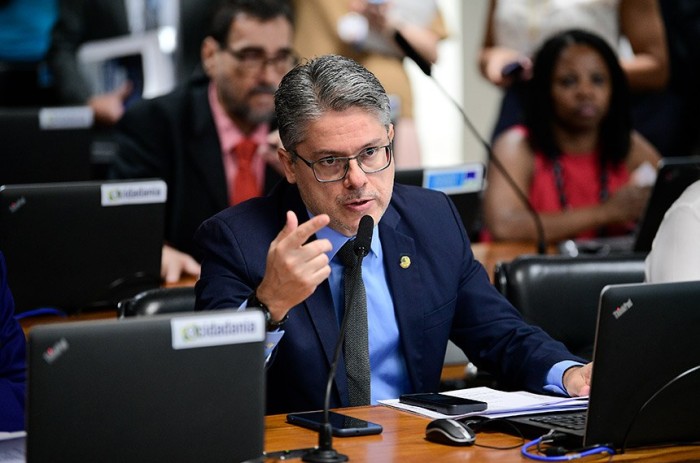 Alessandro Vieira relatou o projeto - Foto: Pedro França/Agência Senado