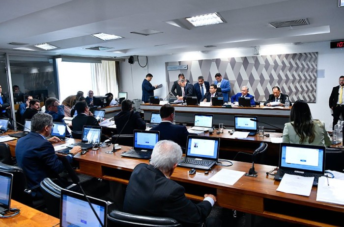 Relatado por Alessandro Vieira, o projeto segue para a Câmara se não houver recurso para votação em Plenário - Foto: Geraldo Magela/Agência Senado