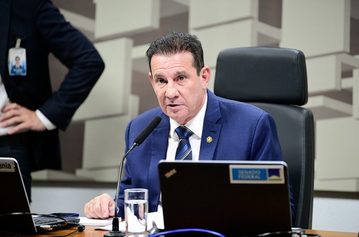 Presidente da CAE, Vanderlan Cardoso comandou a reunião - Foto: Pedro França/Agência Senado